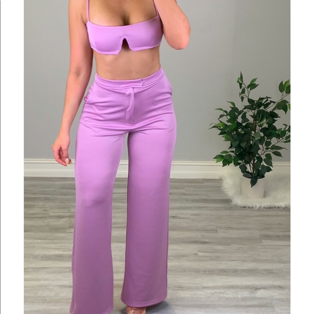 Same item just in the color yellow! Size medium